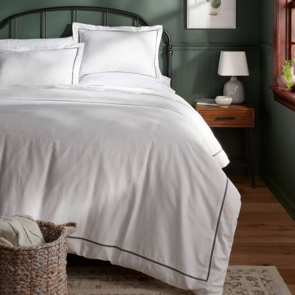 3pc Full/Queen Luxe Embroidered Border Duvet Set - White/Teal Cotton Sateen